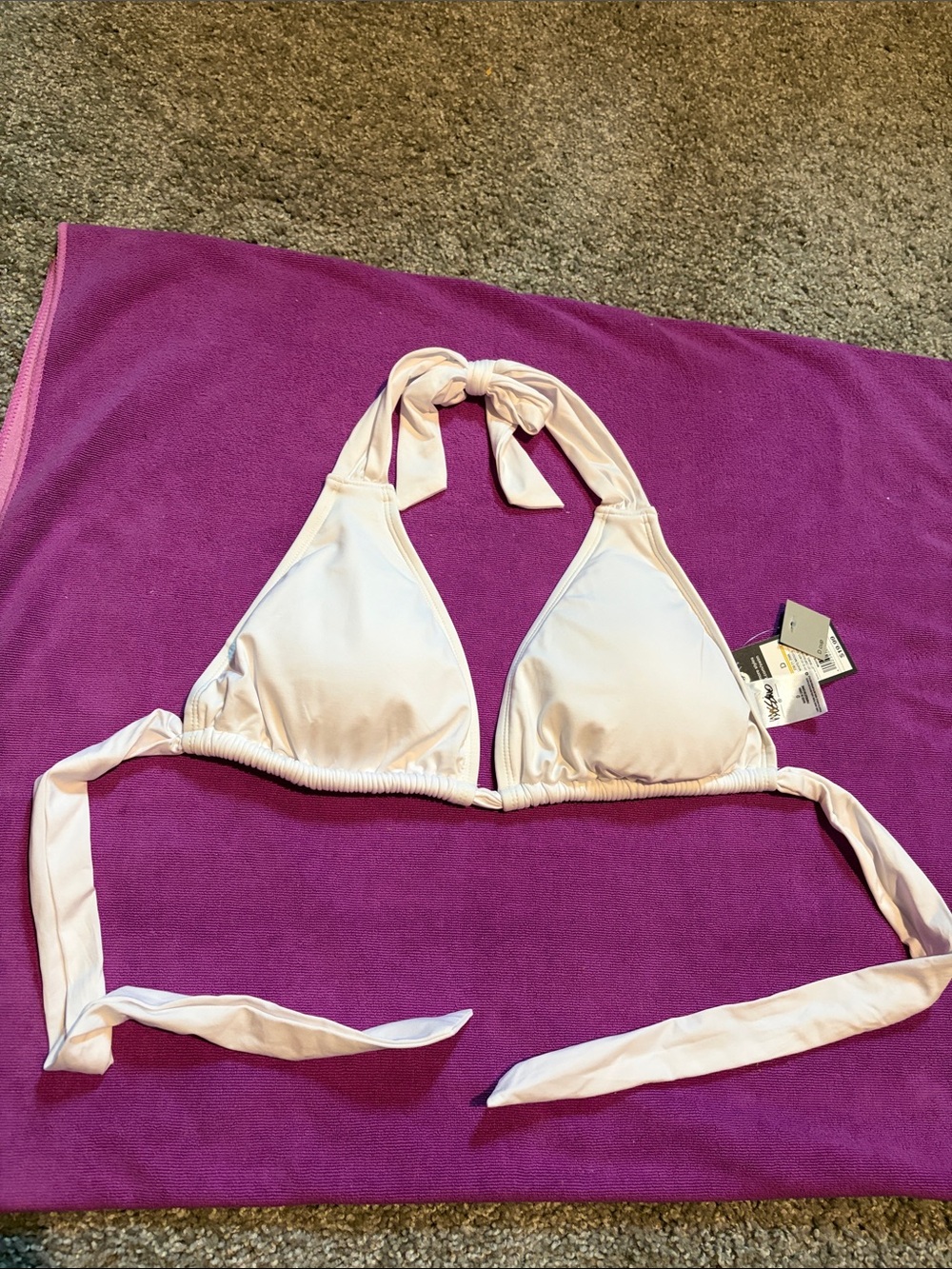 NWT Mossimo Women’s D-Cup Halter Triangle Bikini Top With Removable Pads - White